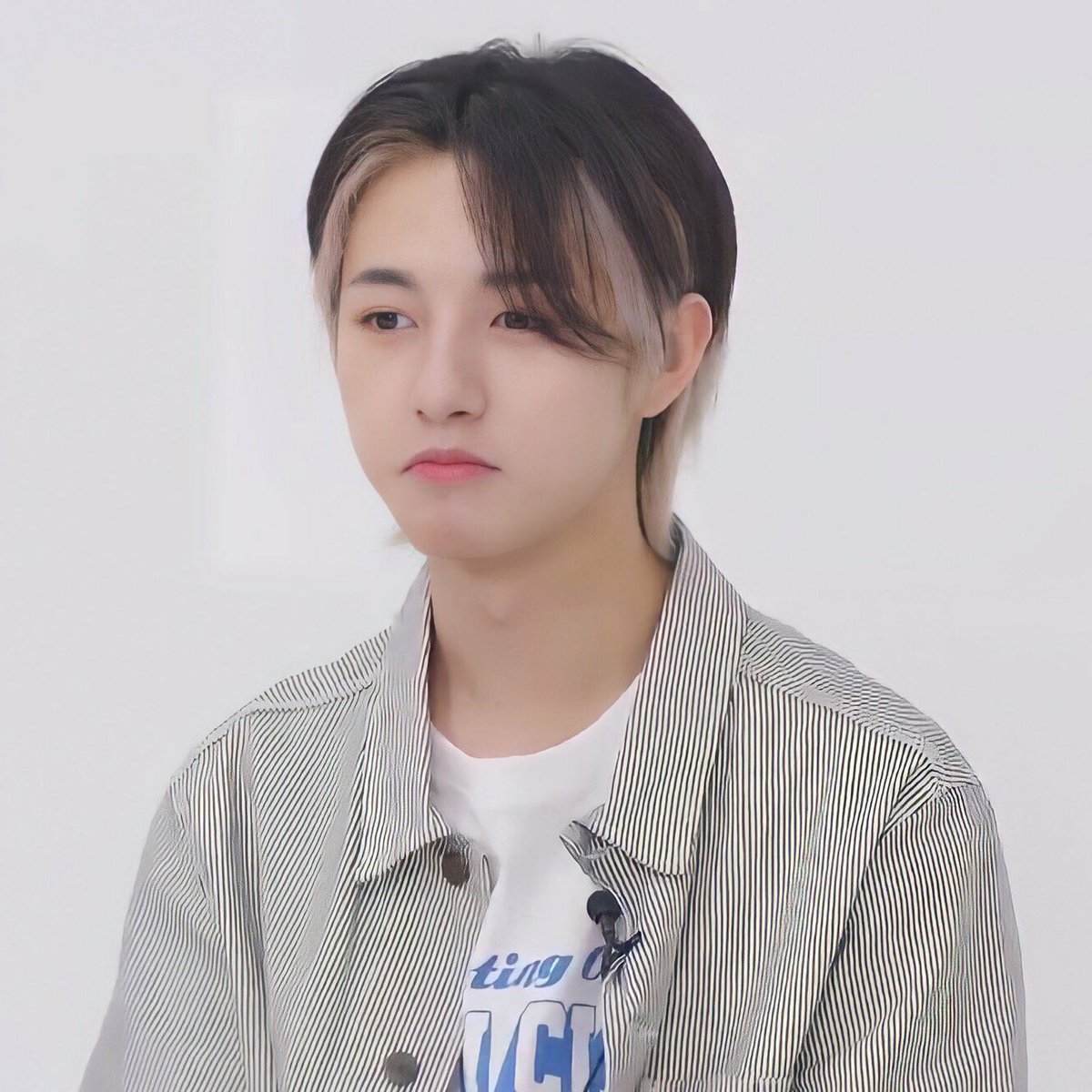 lala .◜◡◝ tweet media