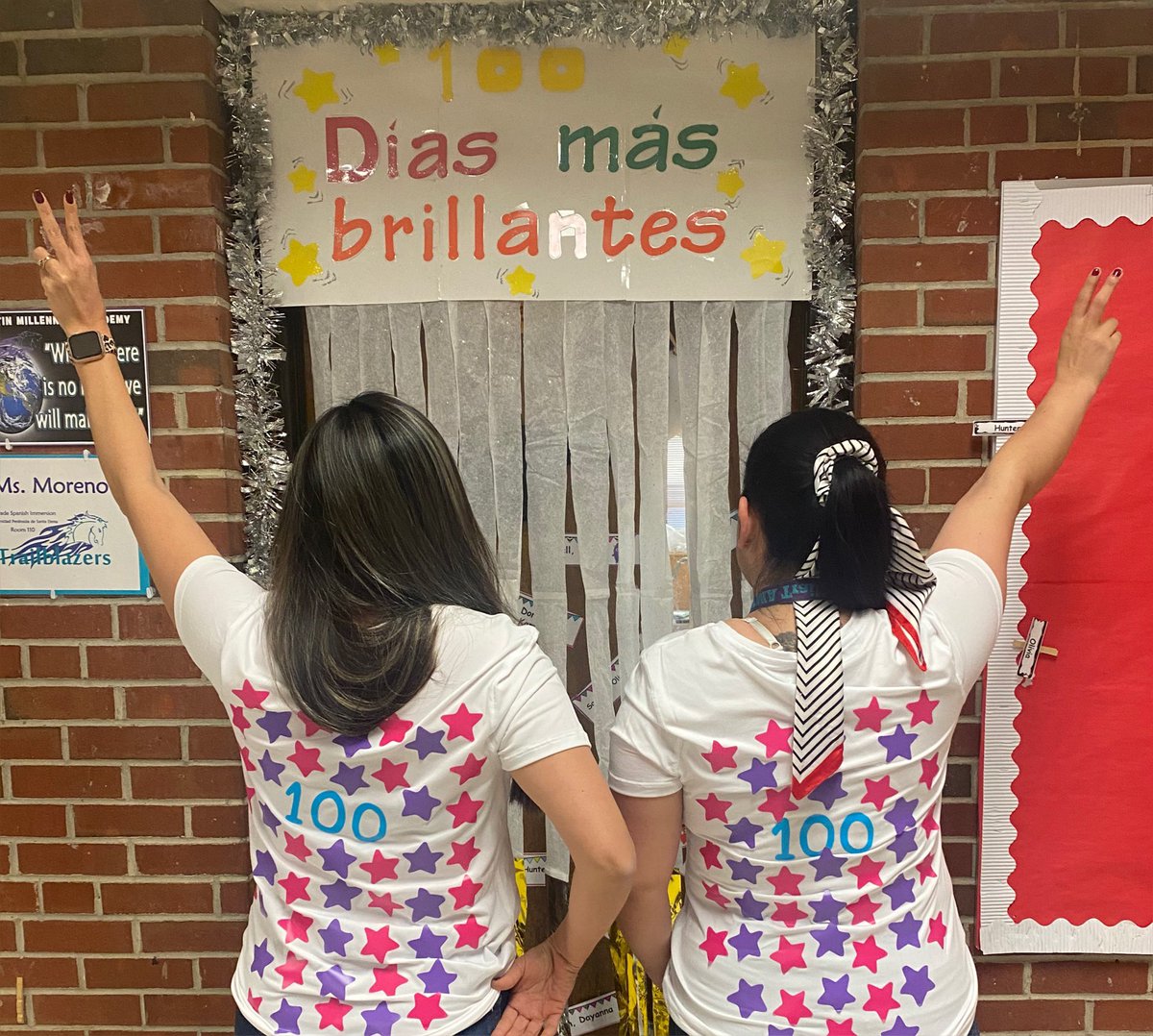 ximejz9's tweet photo. She is Ms. Moreno! it is a pleasure to have you as a colleague every day. Thank you for your support! We did 100 years of school together, let’s go for more!!😊 @ParticipateLrng #unitingourworld #ambassadorchallenge #spreadthelove https://t.co/dlOifCCZOU