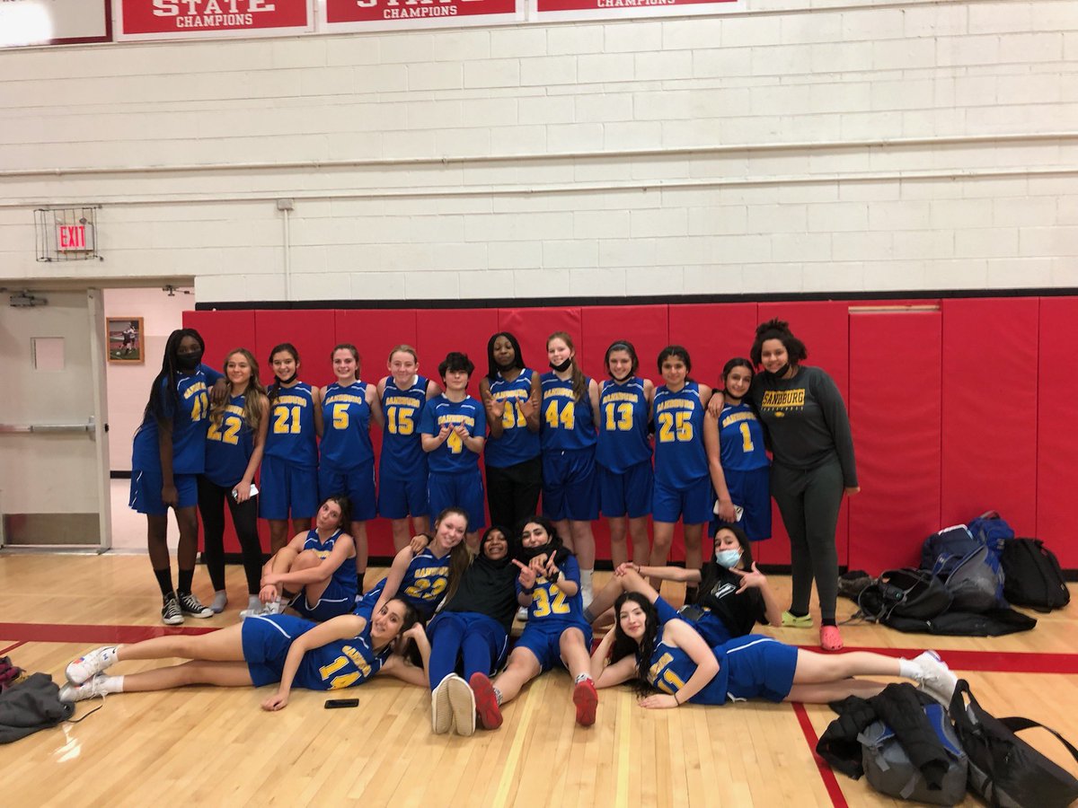 Congratulations to our Freshman Eagles on an amazing season. These girls fought through adversity, showed maturity, focus, and had some fun along the way. We are all proud of their efforts and commitment to our program! Great job! 

A Team 15-10
B Bombers 16-3