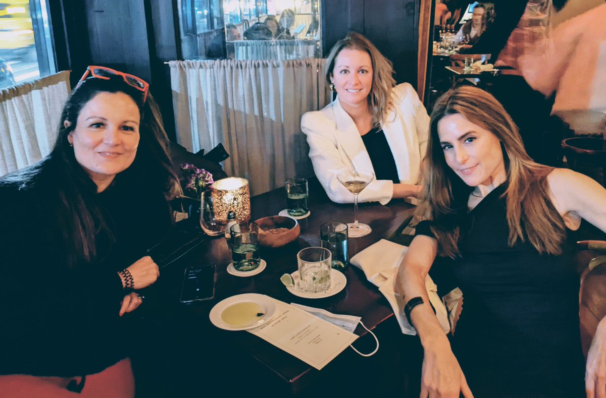 Uh oh....what's going on here? ;). #conspiringagain #workbesties #ideas #nycnights🗽