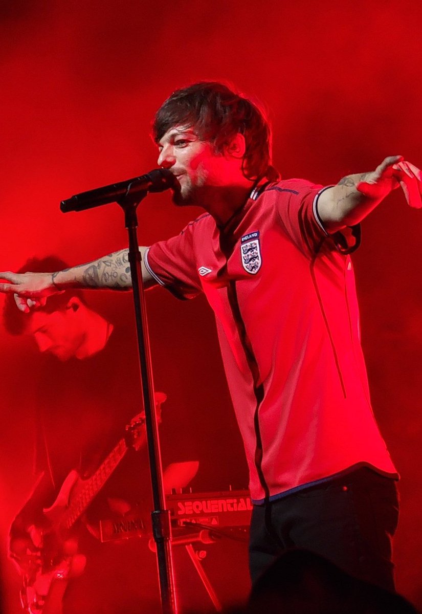 fitflouisst's tweet photo. ABRO HILO DE FOTOS /VIDEOS DE LOUIS TOMLINSON EN SU CONCIERTO EN WASHINGTON D.C ❤️RT PARA SALVAR VIDAS https://t.co/RtInxi9zEs