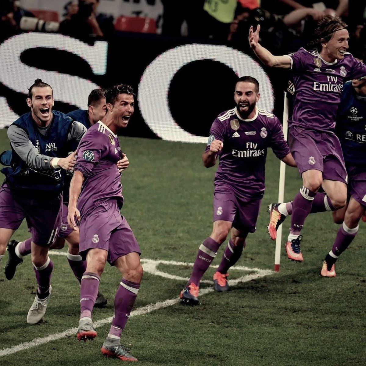 conde16fc's tweet photo. Los buenos tiempos nunca se olvidan https://t.co/pibbqp3a8p