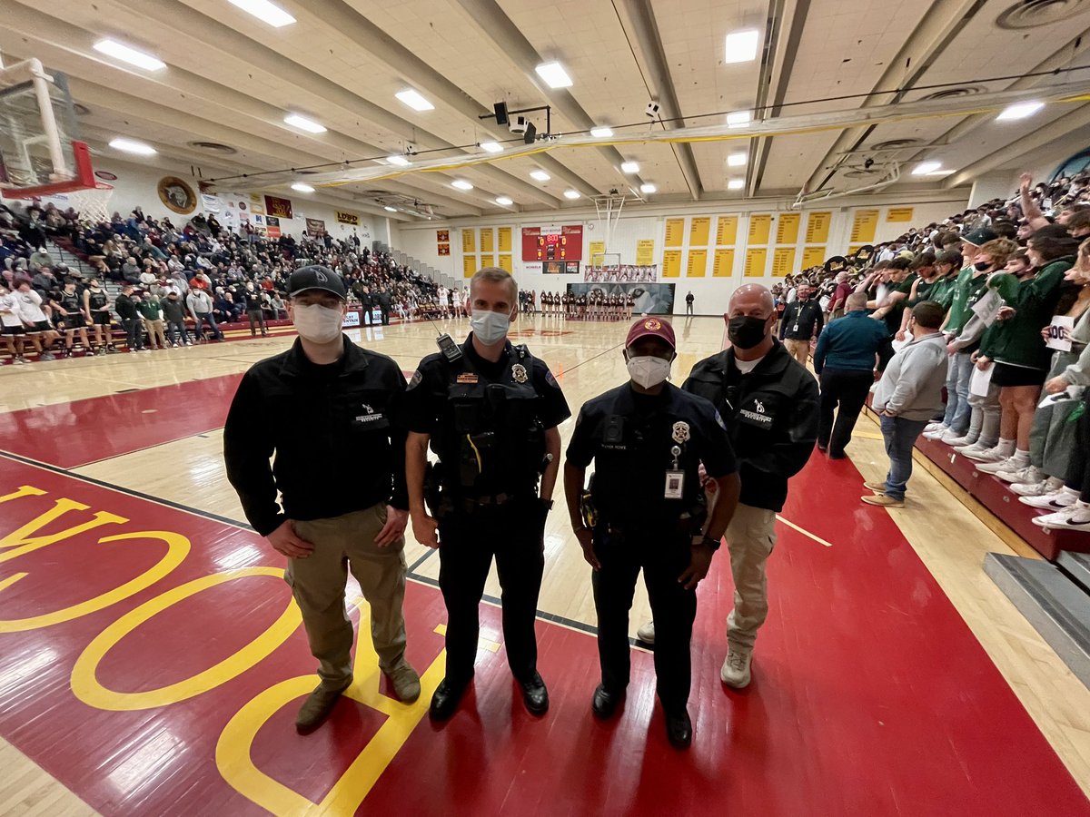 PoudreSecurity's tweet photo. Thanks to our Security team and @FCPolice for helping to provide a safe and fun atmosphere for the @PoudreSchools crosstown game tonight! #RMHSLOBOS #FossilRidgeHS #PSDproud https://t.co/iIR1QRig6N
