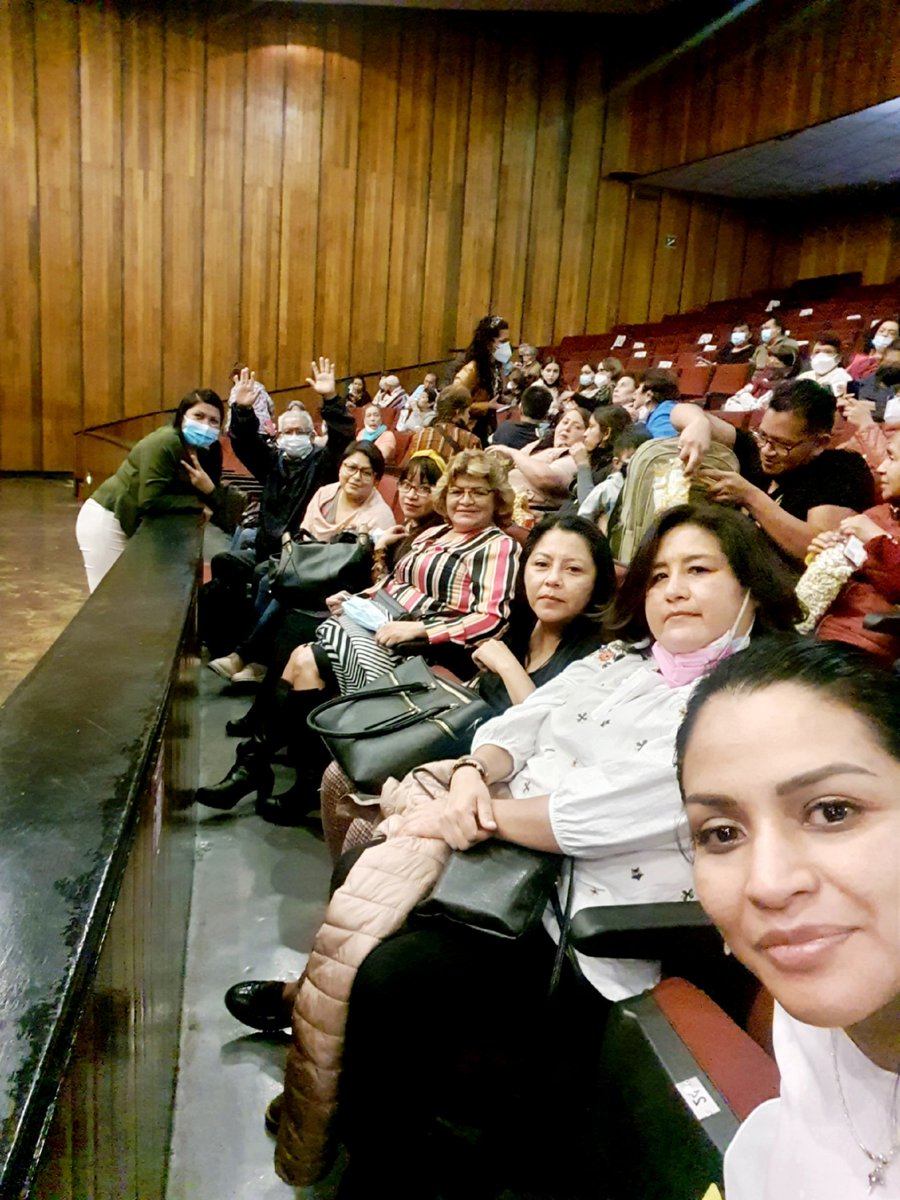 sibeth_55's tweet photo. Una excelente tarde de encuentros https://t.co/WzYF01MWWC
