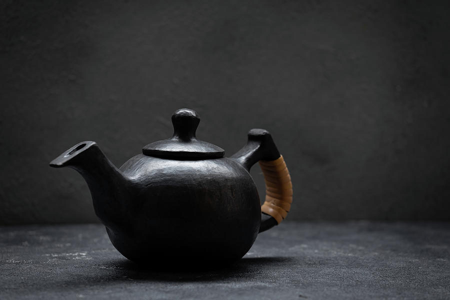 someshnid's tweet photo. The world is talking about #slow #cooking & #organic #food habits. But India has been practicing this for last thousands of years!
The Tangkhul #Pottery or #Longpi Pottery of #Manipur is an example to the world of finest stone #crafts! Eat #healthy, live healthy! https://t.co/chGpPDCY11