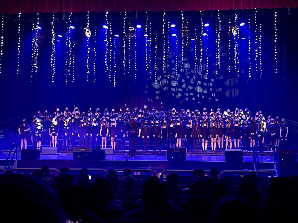 Nicole Strate tweet media