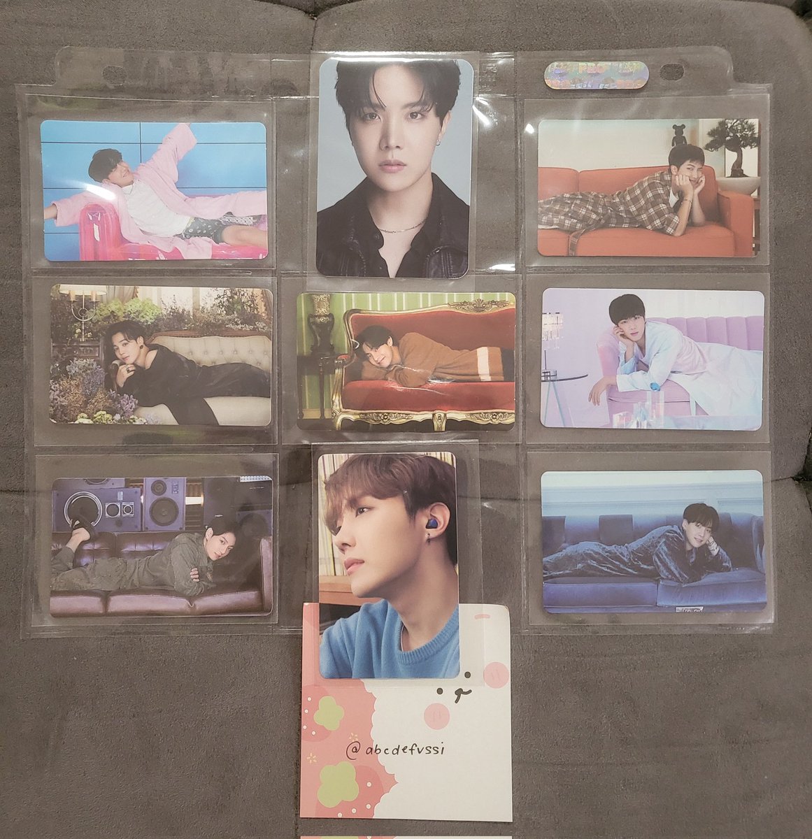 abcdefvssi's tweet photo. hello~ it's me again wanting to do a giveaway for hobi's birthday and also because i just got promoted hehe ☺ will choose one winner randomly. just RT if you want to join (followers only). these are all official photocards dicon, samsung and be essentials set. ends 18 Feb ♡ https://t.co/s9rqAnbZXp