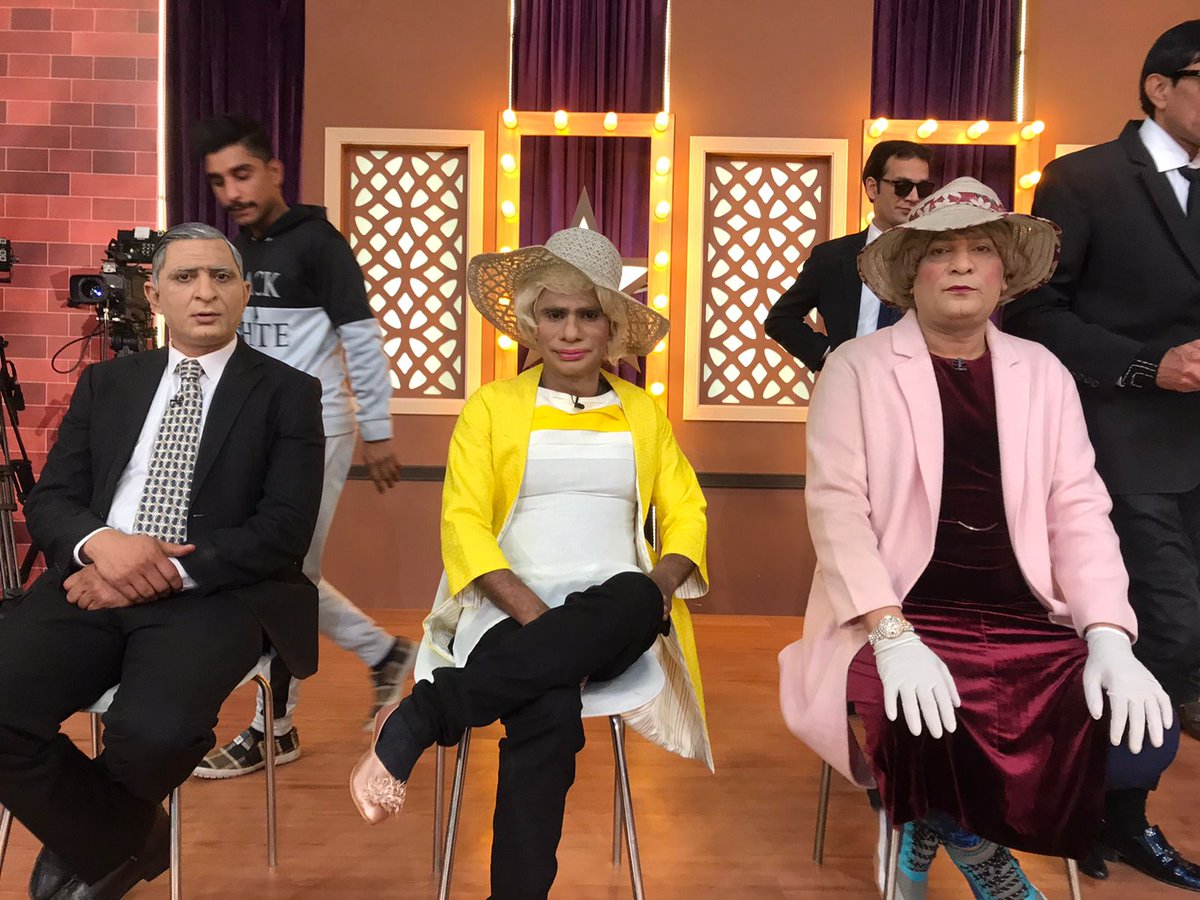 jawadkhan15811's tweet photo. #GNN #TSKB #New #Hina_niyazi #Getups
#Makeup #Joji #Jawad_Khan1581
!.. KHAN'S BRO..! https://t.co/JN5yELx02X