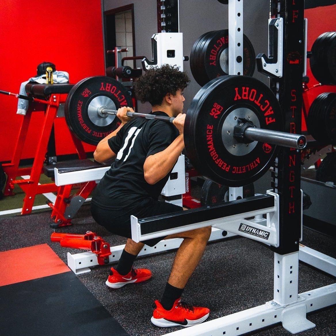 trainapfactory's tweet photo. An athlete only spends an average of 11% of their time actually in the game. Practice, training, mindset and nutrition the other 89%  determine how you show up to that game. Spend it wisely. #trainapf https://t.co/60Uv3dge0G