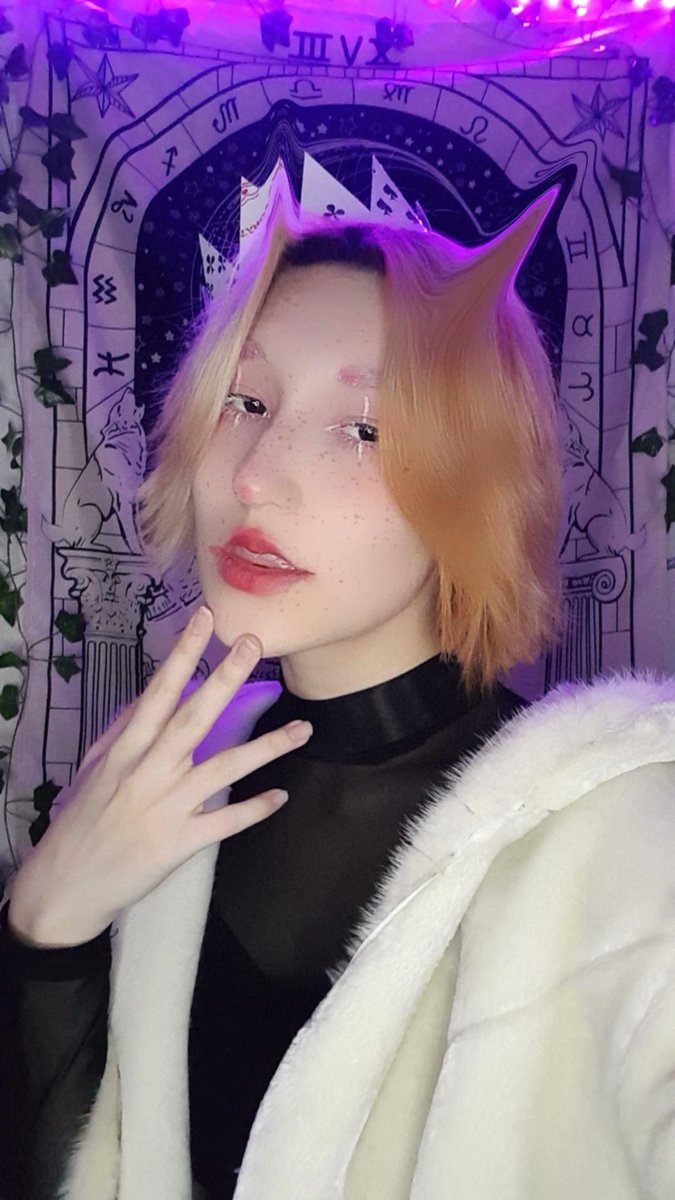 emmi_dot's tweet photo. Я ебанула блонд...
.
.
.
.
ХАХА, ШУТКА ЭТО ТОЛЬКО БАЗА) https://t.co/WJwGgqTYiW