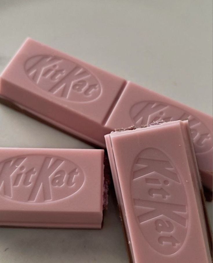 Yuqipow's tweet image. ᅟ
ᅟᅟᅟᅟ𝘀𝗵e's so sɯe̶e̶t, knoɯ ɬhαɬ
ᅟᅟᅟᅟıɬ αın'ɬ r͟e͟αl ɕhe𝗿𝗿ч . . . . . 🌸
           ᅟ#CONVBREAK