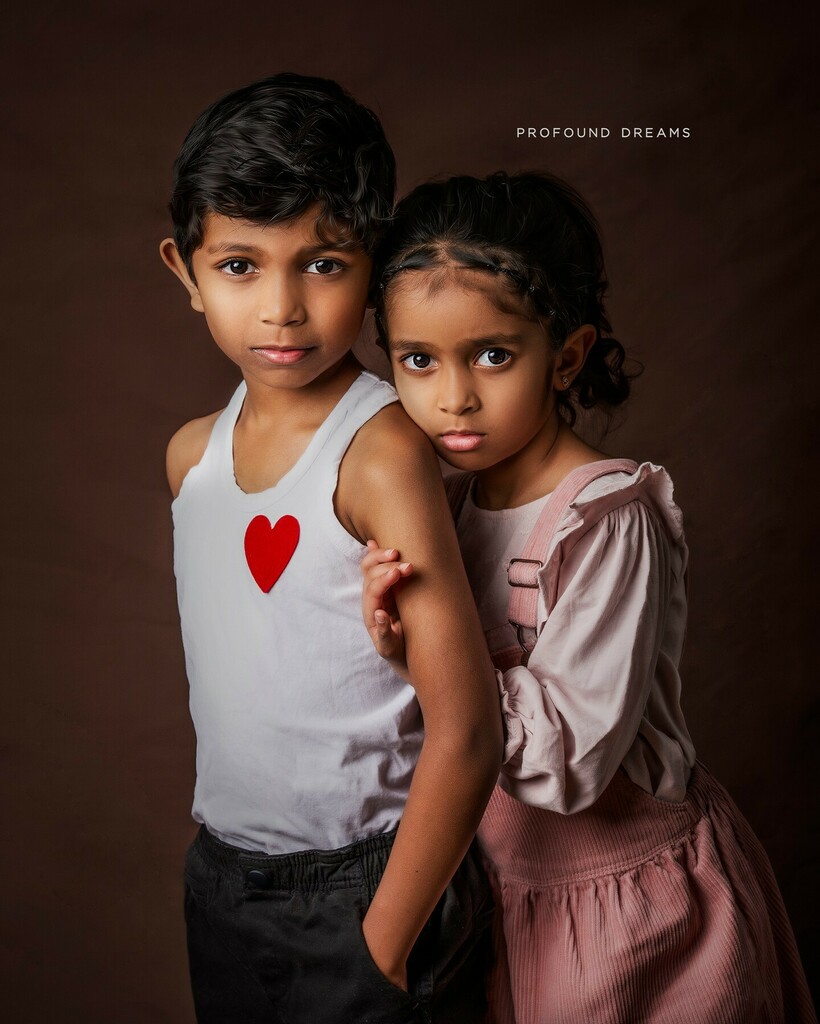 ProfoundDreams's tweet photo. “The love of sibling is the most unconditional love of all. It is pure and loyal. A love without demand, without expectations or pretense❤️”― Anoir Ou-Chad
.
.
.
.
.
#profounddreams #profounddreamsphotography #sibiling #nikon #torontonewbornphotographer … https://t.co/5B5HMB5dO8 https://t.co/pEVT4BAl1y