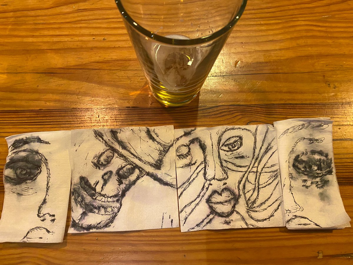Sol_J_Cor's tweet photo. And off to home ✌🏽 #NFTartist #NFTCommunity #drinkinganddrawing https://t.co/H1BtDsQLDU
