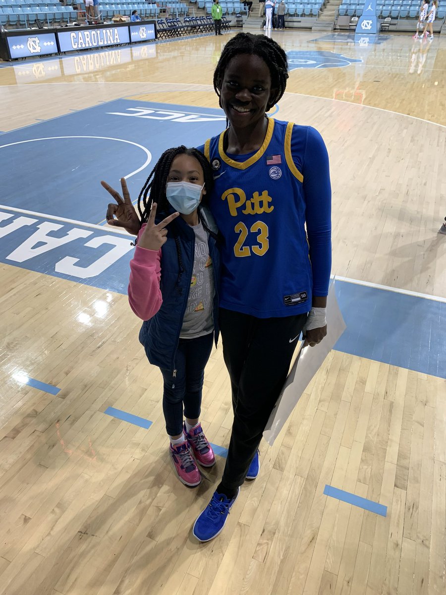 CoachTheoSmith's tweet photo. We told our boys high school basketball team that our former player @igbokwe_rita  was in town playing and we were going to see her play and they wanted to come support to! They had a blast at the game and so did this 8 year old! 😆 https://t.co/6zpIUk8FXH