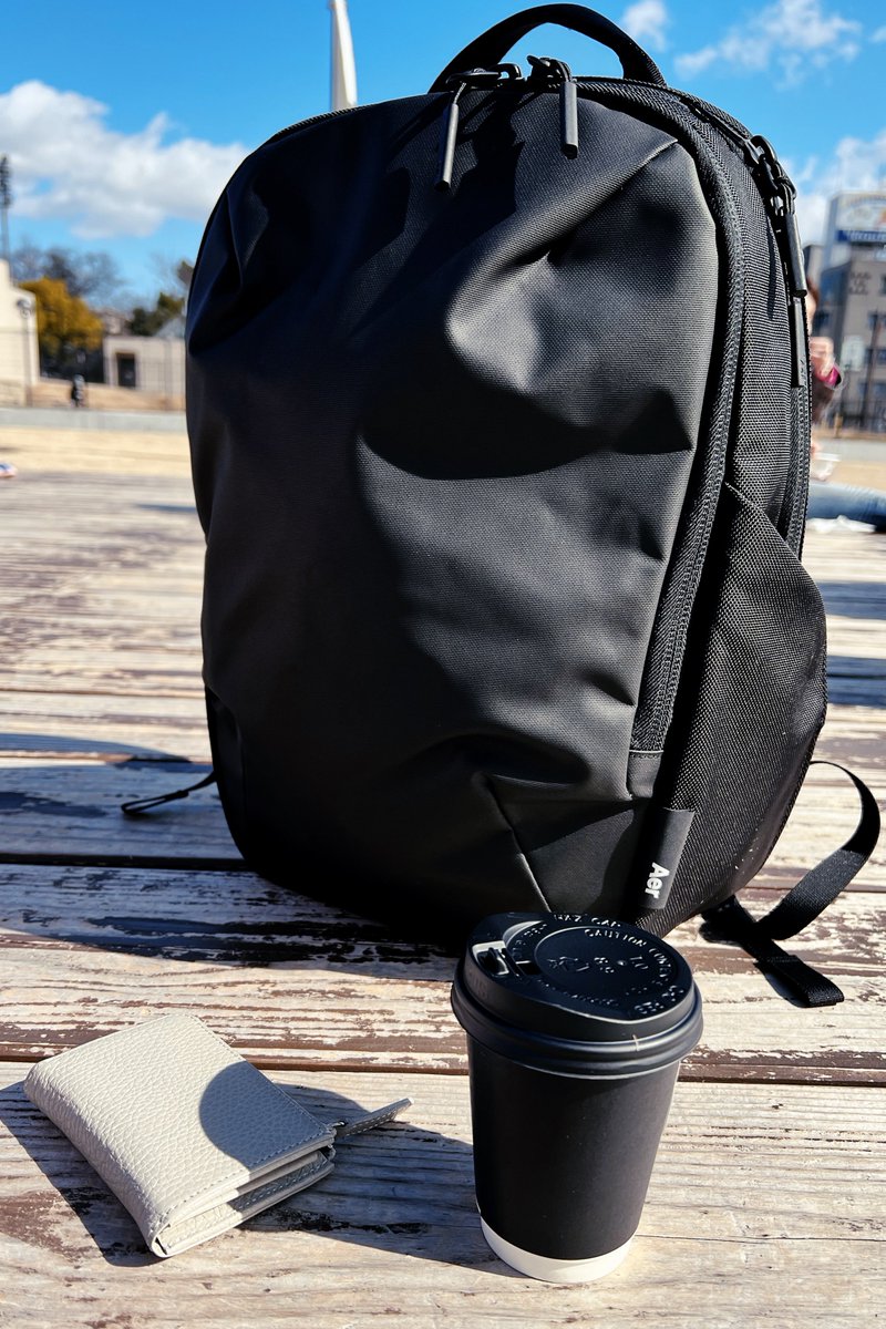 fuji___log's tweet photo. バイク屋が開くまで子どもと公園でのんびり過ごす
今日は暖かくて気持ちいい

#Makers_bydrip
 #わたしとL字
#daypack2
#Aer https://t.co/ep0mOUpjOd