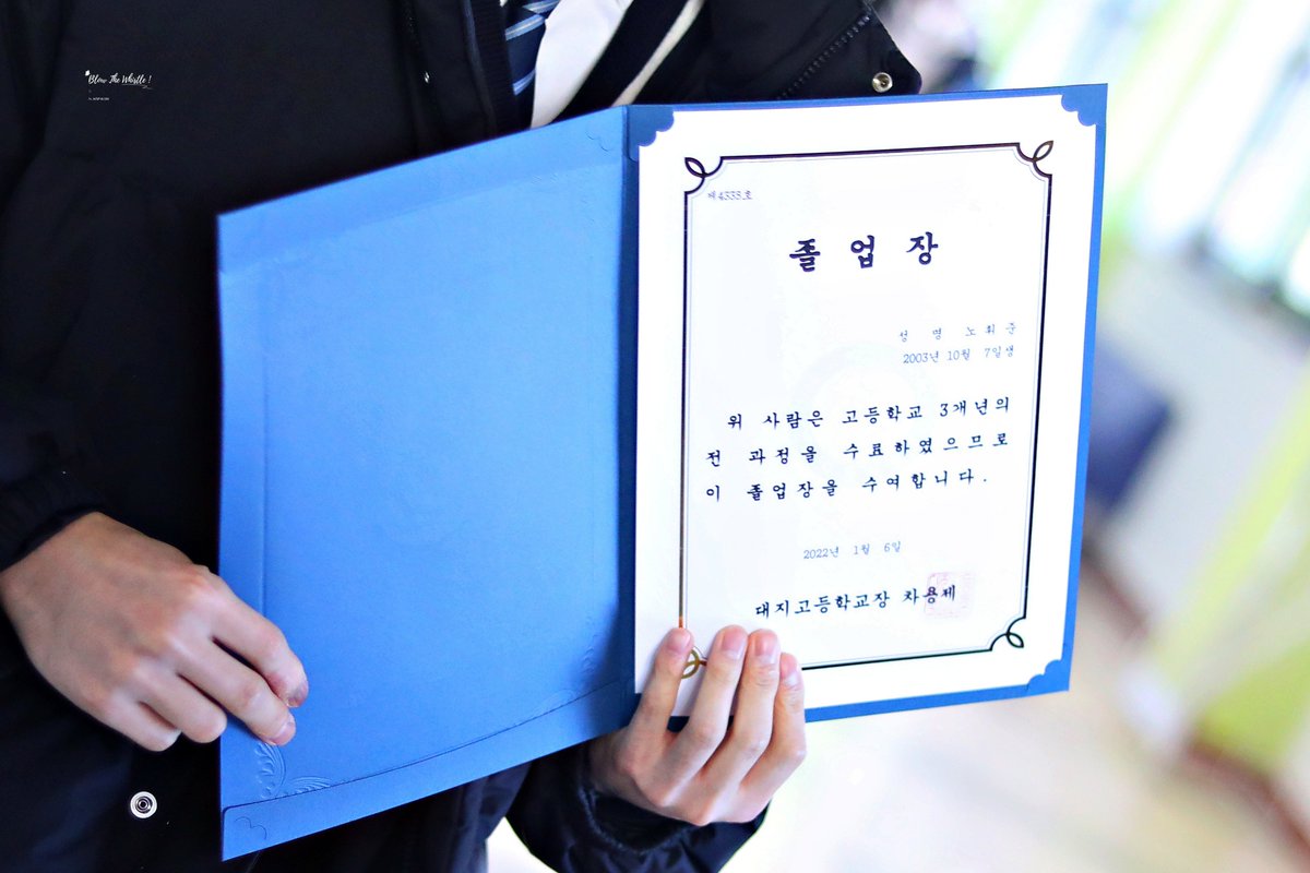 blowthehuijun's tweet photo. 220106 HQ

#MCND #엠씨엔디 #휘준 #노휘준 #HUIJUN #휘준별 
@McndOfficial_ https://t.co/9wZEknWETe