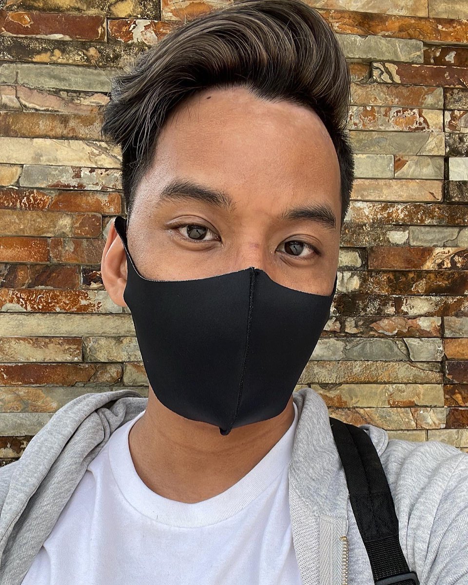 drewuntitled's tweet photo. New act got me Hardstuck silver 3 so I made my hair silver to remind me how trash I am. 💇 LOL #silverhighlights #silverhairdontcare https://t.co/F539XLVS7X