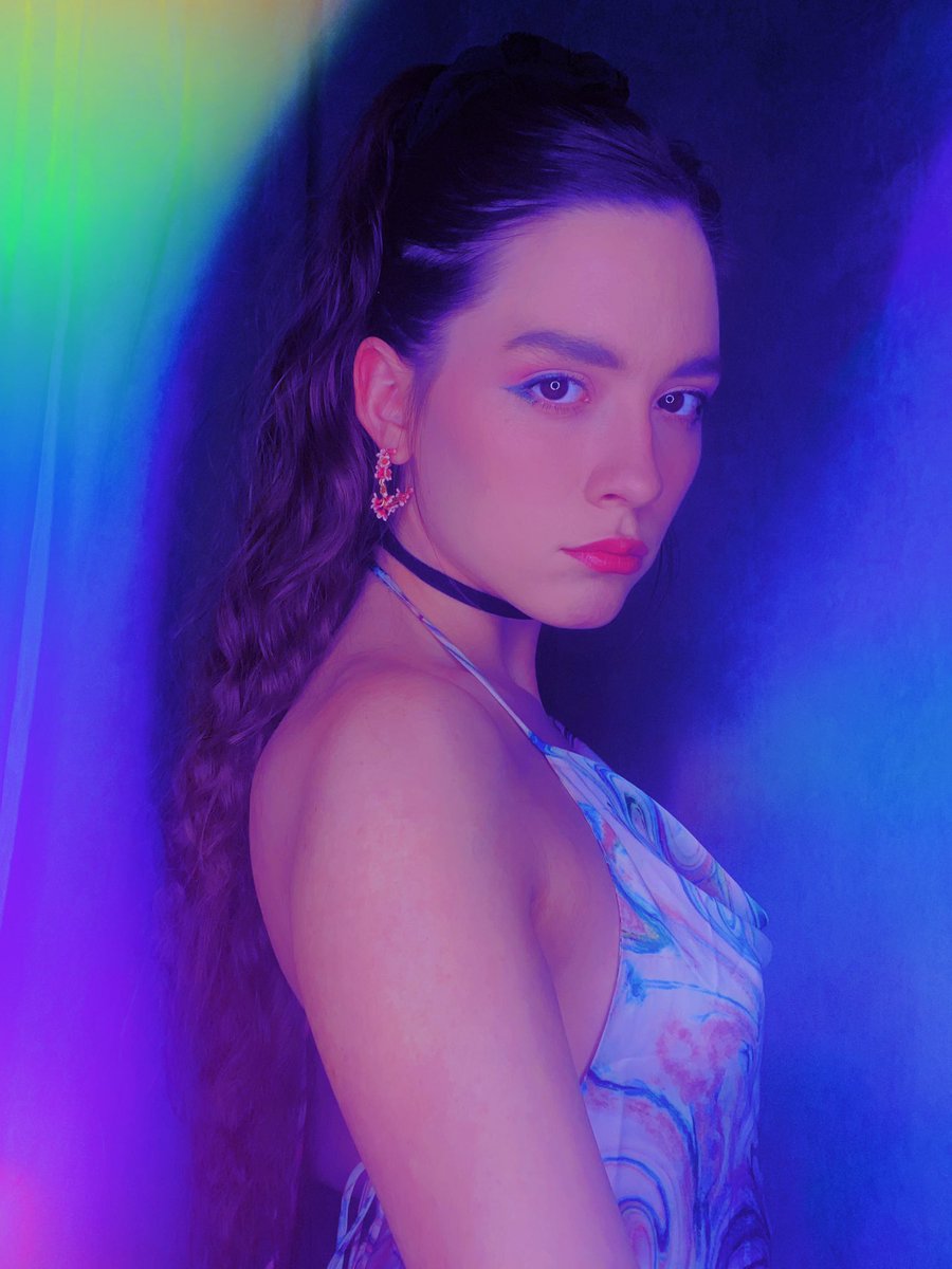 alinathebard's tweet photo. my plans got canceled but this outfit is too fire not to share so #ootd 🍭✨ https://t.co/lD6G4AMXUX