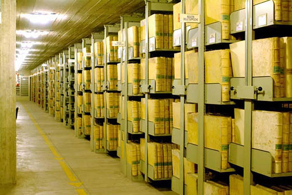 traviscarper888's tweet image. Vanguard Group! Then to the older parts of the Holy See &amp;amp; the Jesuits! Blessings Everyone! I can&apos;t wait to read some of those books in the secret vaults under the Vatican! #VaticanLibrary #HolySee #BlackSun