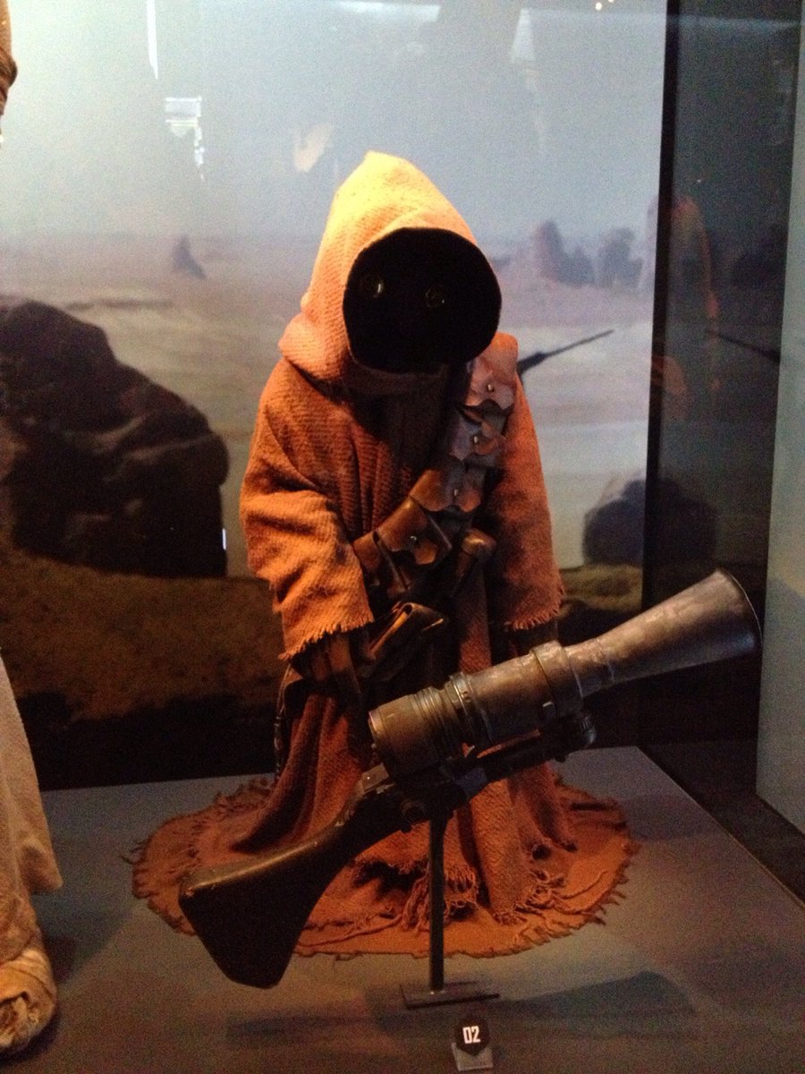 Darthjayder73's tweet photo. @starwars #identities had an an desert world exhibit, so on #tatooinethursday I’m posting these pics to celebrate my favourite dust ball and the best scavenger in the business @hotjawa https://t.co/NnFlkTDCSb