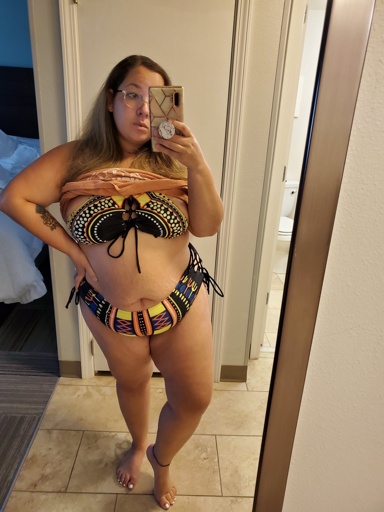 1 pic. On✅️ or off 👅 https://t.co/KtVyHYz3dB