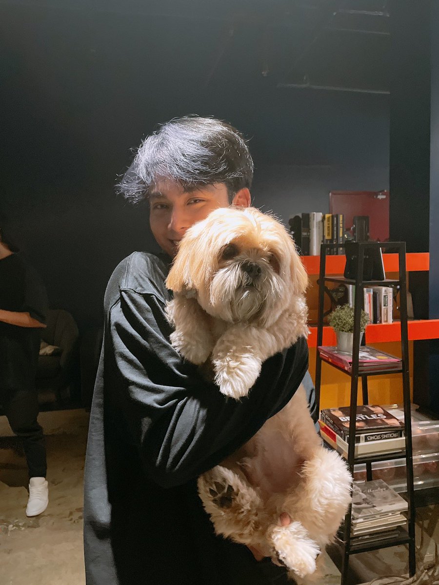 ptrckrcmr20's tweet photo. 🐶 https://t.co/tfravCA5yU