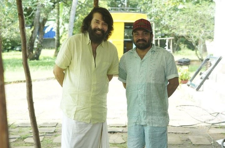 JafarJK369's tweet photo. Teaser Day 🤩

6PM     - 🕕

#BheeshmaParvamTeaser 

@mammukka #Mammootty 
#BheeshmaParvam 
#BheeshmaParvamFromMarch3 https://t.co/UccSfPmaFK