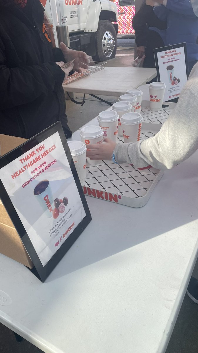 DocOCNina's tweet photo. Thank you @dunkindonuts @umassmemorial ! Free coffee is always a boost! https://t.co/sDgqeX9BBD