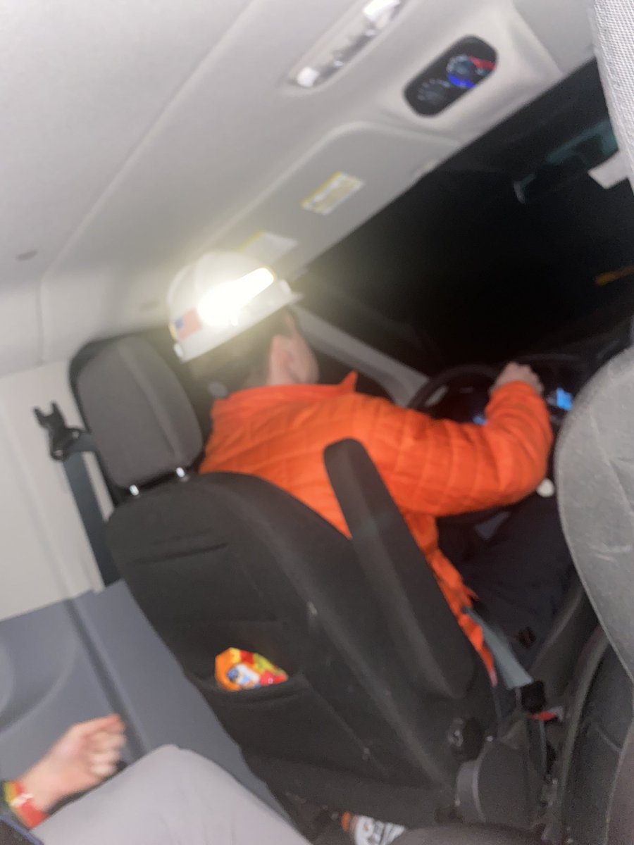 team_chill's tweet image. Hour 4/15 and carl’s got the sticks. Ready for anything #onalert