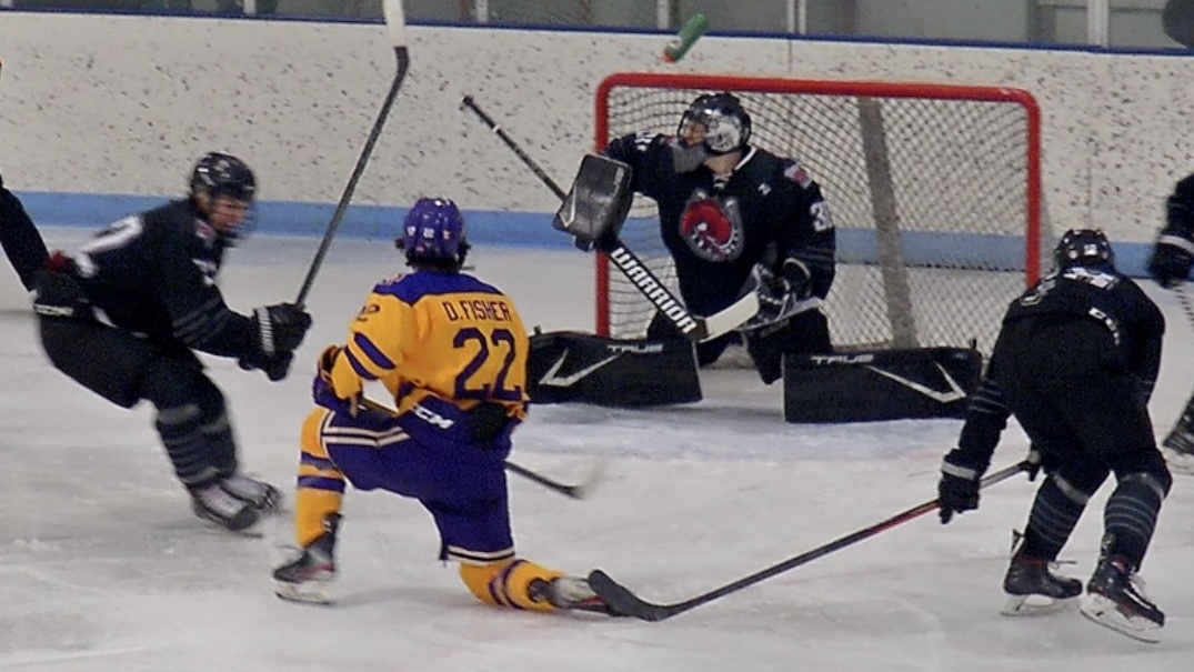 Boys Hockey: AA#1 <a href="/cdhhockey/">CDH Raiders Hockey</a> / <a href="/CDHraiders/">Cretin-Derham Hall</a> wrapped up the Suburban East Conference title with a 4-1 win over <a href="/ponyhockey/">SAHS Boys Hockey</a> / <a href="/GoPonies/">Pony Activities</a> in a fast, physical game in St Paul on Thursday night.

WATCH <a href="/KSTPSports/">KSTPSports</a>' extended highlights here:

kstp.com/sports-news/mi…