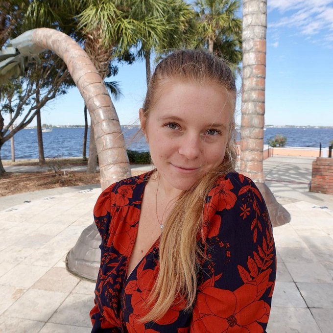 Watch TheMirandaAffect's leaked NSFW photo on TwXstars