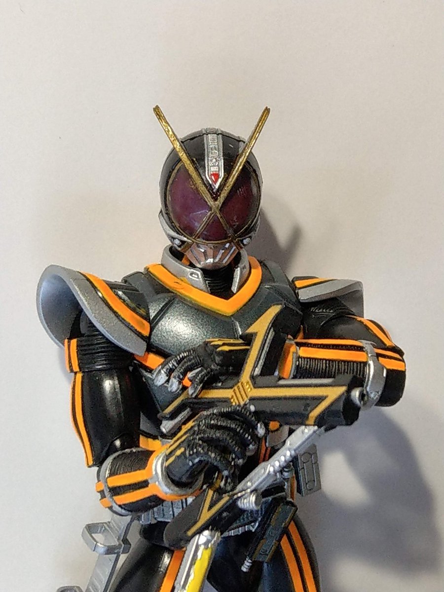 ファイズエリカに出てくるライダーは基本トレスだと思っていただこうッ 