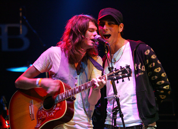 Wishing a very happy birthday to a true friend of the cobras, william beckett!!! 