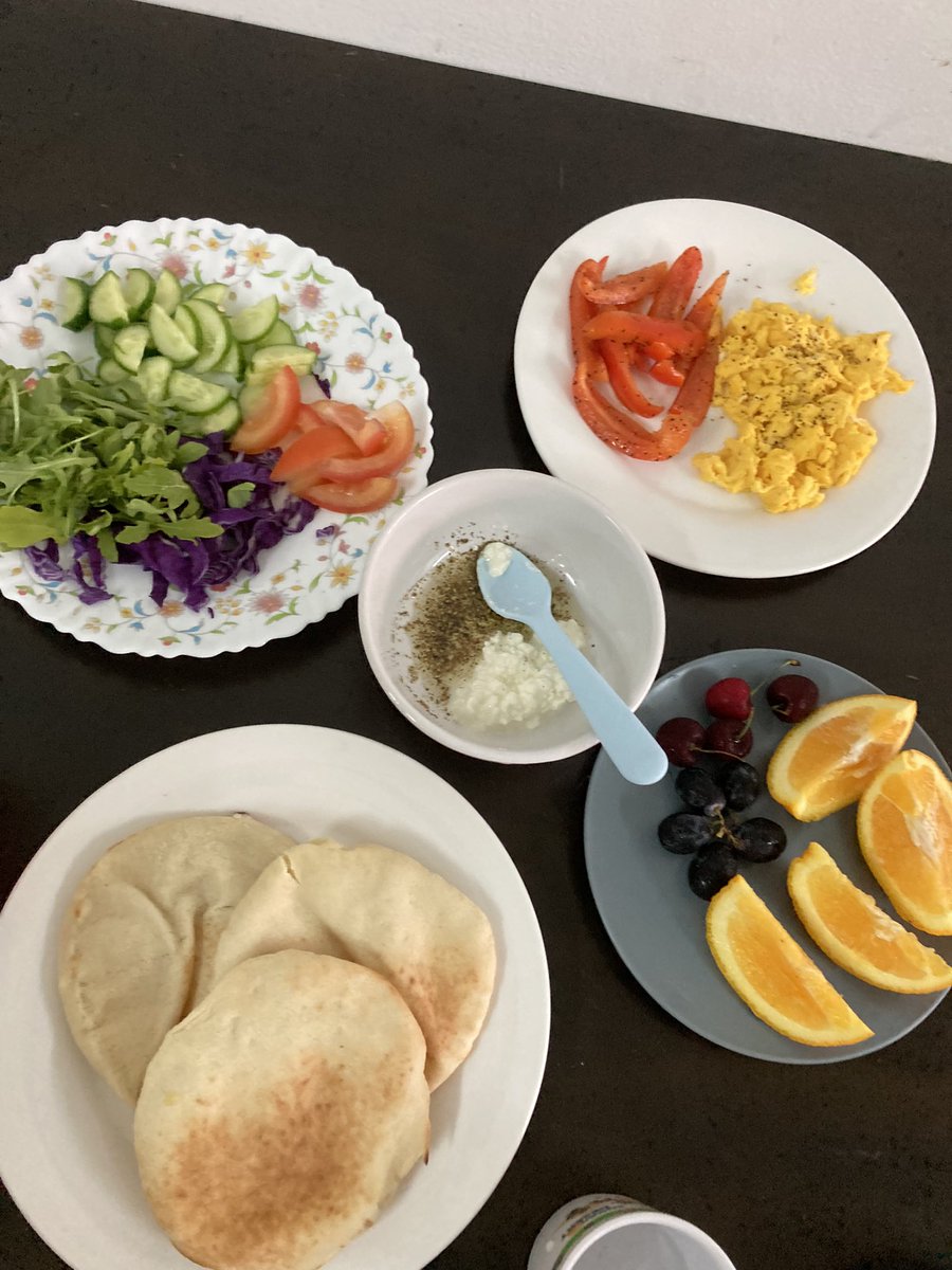 HaslinaIsmail9's tweet photo. Brekkie https://t.co/BaHFY5nCiF