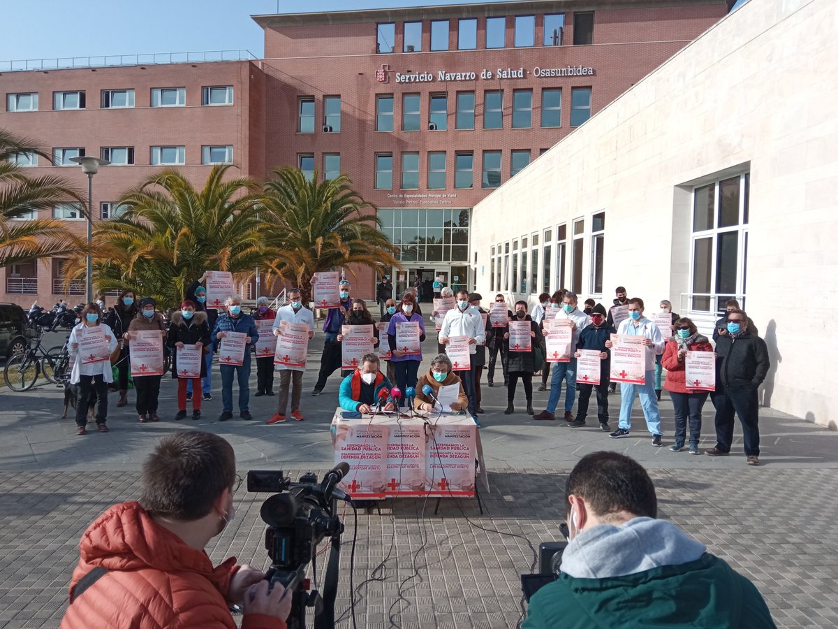 🟡
            𝔻𝕖𝕗𝕖𝕟𝕕𝕒𝕞𝕠𝕤 𝕝𝕒 𝕊𝕒𝕟𝕚𝕕𝕒𝕕 𝕡𝕦𝕓𝕝𝕚𝕔𝕒
            Mejora las condiciones de trabajo
          𝕆𝕤𝕒𝕤𝕦𝕟 𝕡𝕦𝕓𝕝𝕚𝕜𝕠𝕒 𝕕𝕖𝕗𝕖𝕟𝕕𝕒 𝕕𝕖𝕫𝕒𝕘𝕦𝕟
          𝕃𝕒𝕟-𝕓𝕒𝕝𝕕𝕚𝕟𝕥𝕫𝕒𝕜 𝕙𝕠𝕓𝕖𝕥𝕫𝕖𝕒 
<a href="/OsasunEtxea/">Osasun Etxea Zaindu!</a>
nafarroakosasunplataforma.blogspot.com/2022/02/otsail…