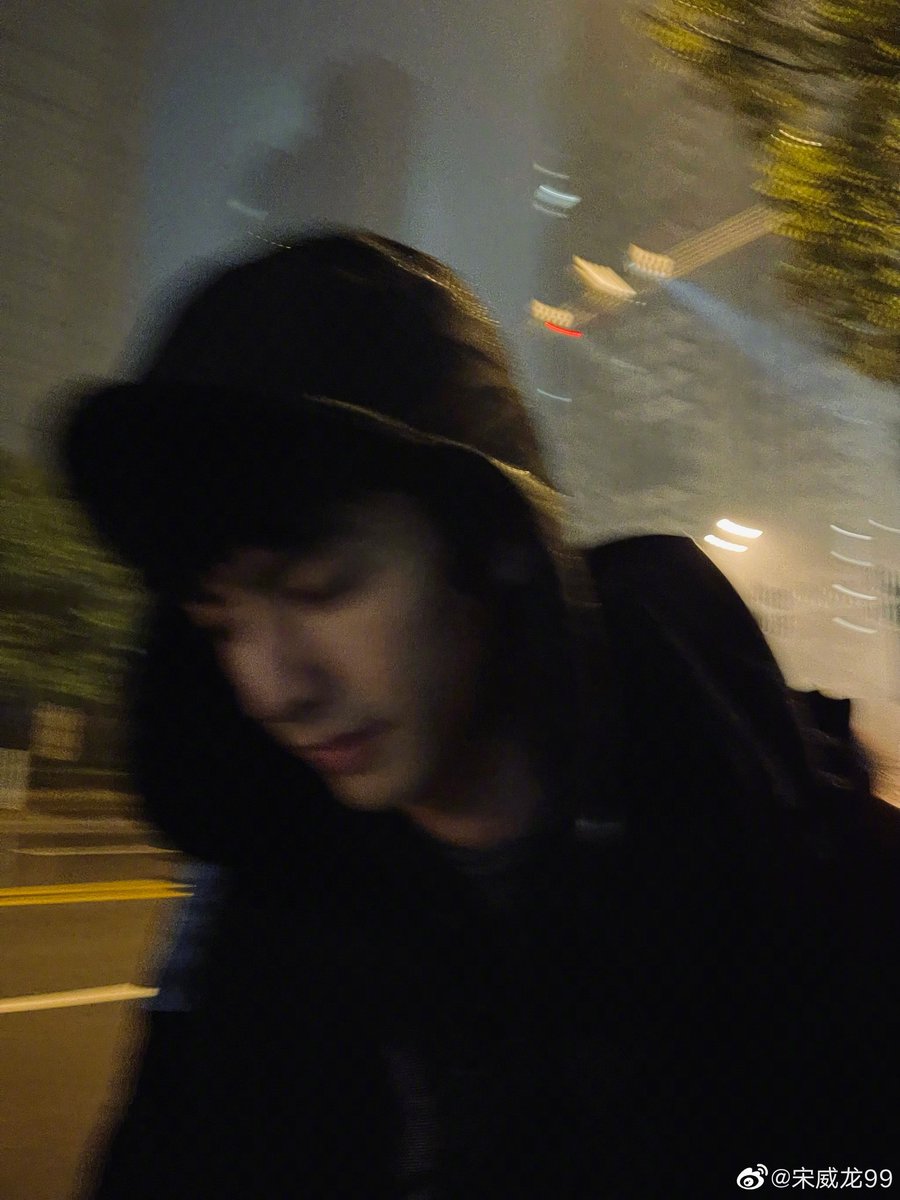 song weilong pics tweet media