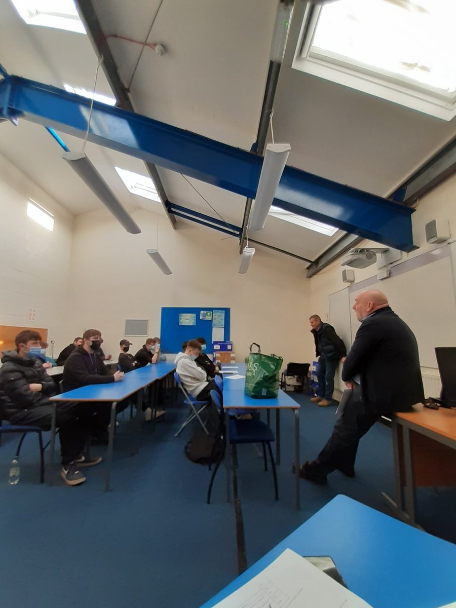 Paul Falzon offering #apprentice opportunities the <a href="/CITB_UK/">CITB</a> <a href="/CITB_Wales/">CITB Wales</a> on site hub <a href="/CyfleBuilding/">CyfleBuildingSkills</a> #NAW2022 #BuildTheFuture <a href="/PembsCollege/">Pembrokeshire College</a>