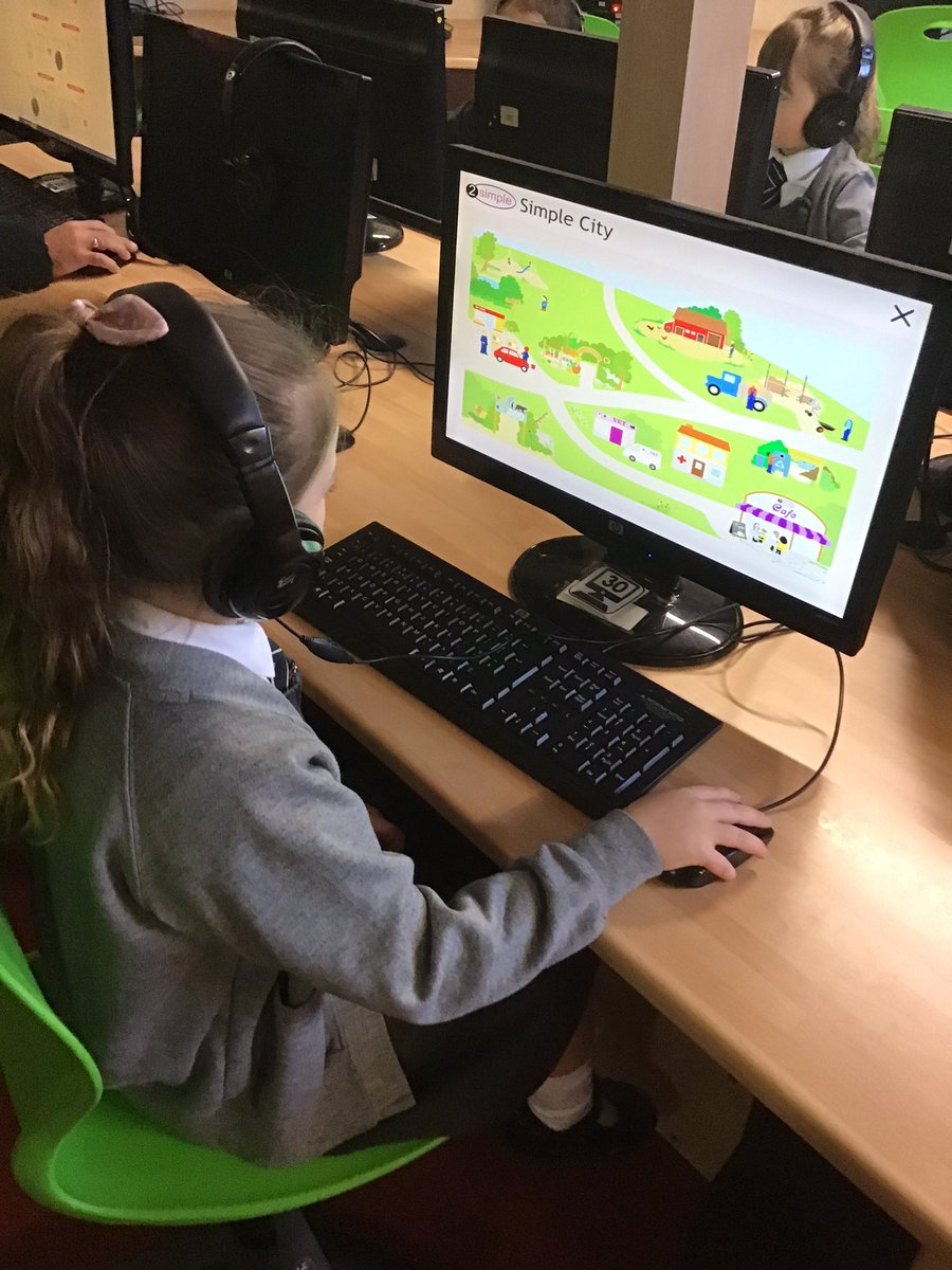 StBernsPrimary's tweet image. We are working on our mouse skills in the computer suite this morning. We ❤️ ICT #Finemotor #mousecontrol #RSD