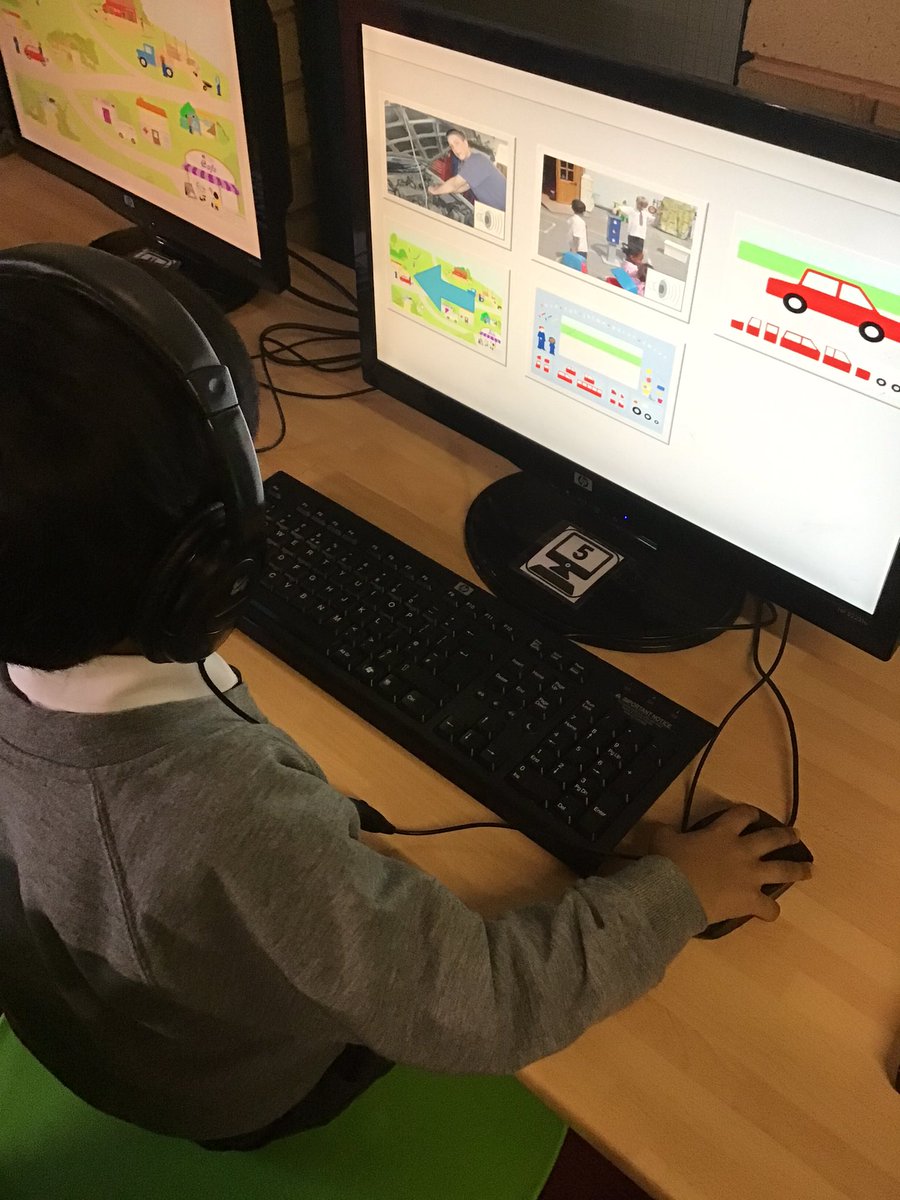 StBernsPrimary's tweet image. We are working on our mouse skills in the computer suite this morning. We ❤️ ICT #Finemotor #mousecontrol #RSD