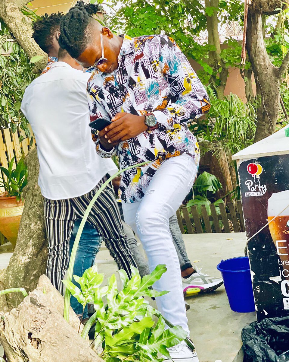 Roberthud09's tweet image. The difference between a stumbling block and a stepping stone is how high you raise your foot.
#Everything drops on the 18th of February please stay tune fam ..
#TeamHudEmbassy #WeOon #FaceLove