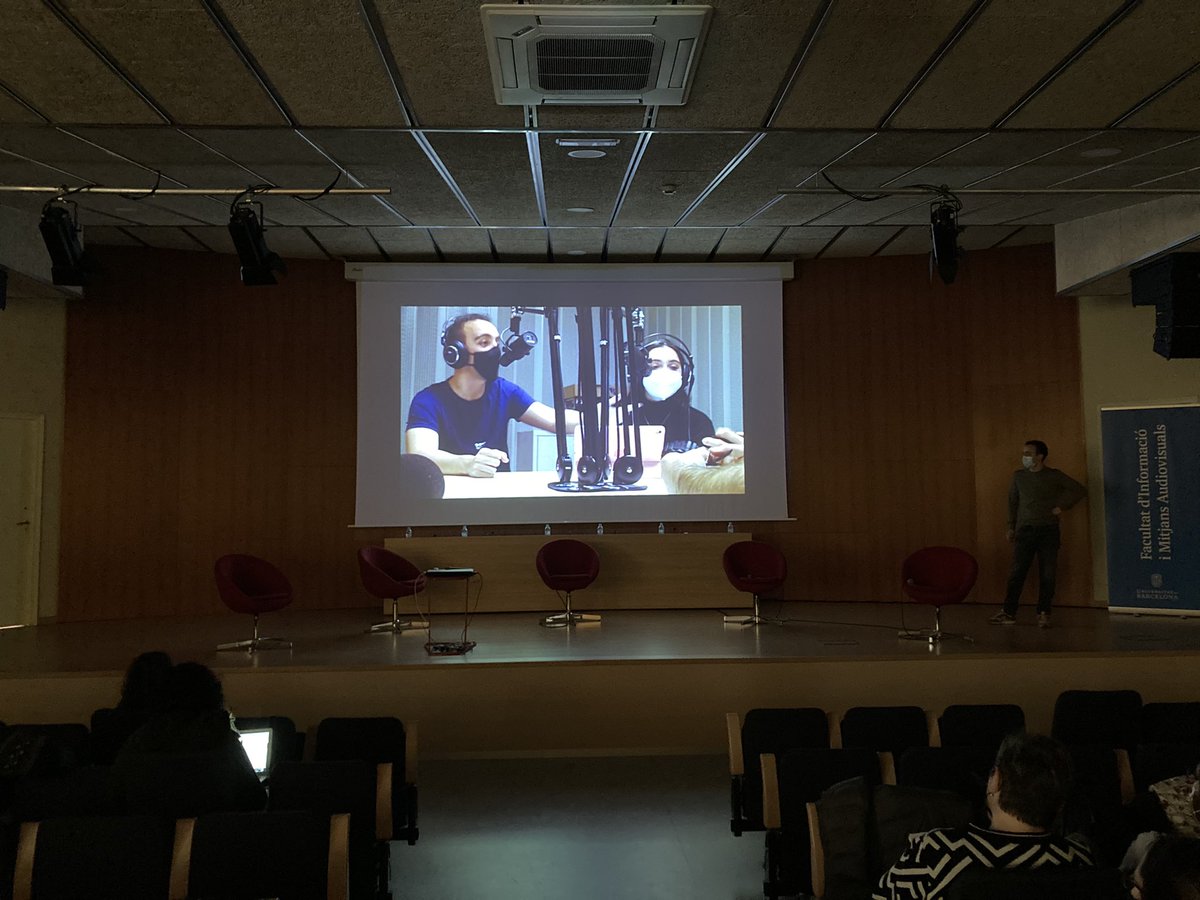 mj_masanet's tweet photo. I arriba el moment de @TheTWENTIESfm! Un grup d’estudiants de la @FIMA_UB que han creat #AquíPilbert #Wardealo #Estoneta #ElDejaVu i molt més…
@UniBarcelona
#AmbDiversitat #GendIMS https://t.co/ytoFdDE41g