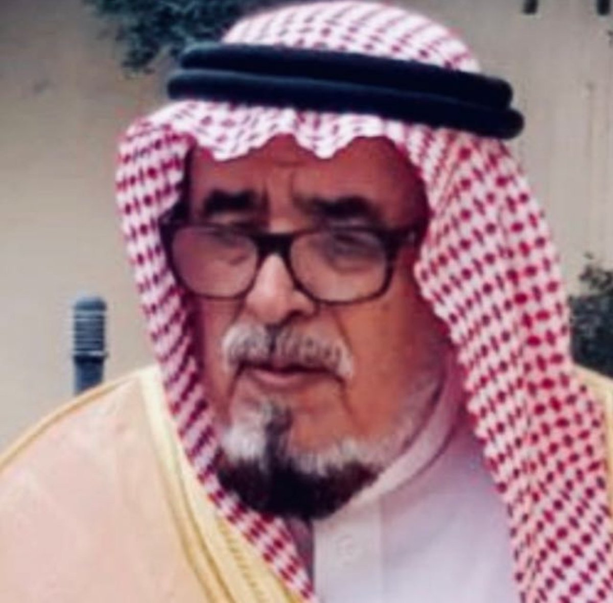 Mofeed_n's tweet photo. إنا لله وانا إليه راجعون

انتقل إلى رحمة الله اللواء سعيد بن عبدالله بن عائض القحطاني البارحة، وتم دفنه (بمقبرة الشمال) بعد صلاة الجمعة

أُشهد الله أن (أبا عبدالهادي) رجلا حسن السيرة والسمعة عابدا مصليا، فأسأل الله أن يثبته عند السؤال وعلى الصراط، وأن يجعل منزلته جنات النعيم https://t.co/BwaZ5hJvAm