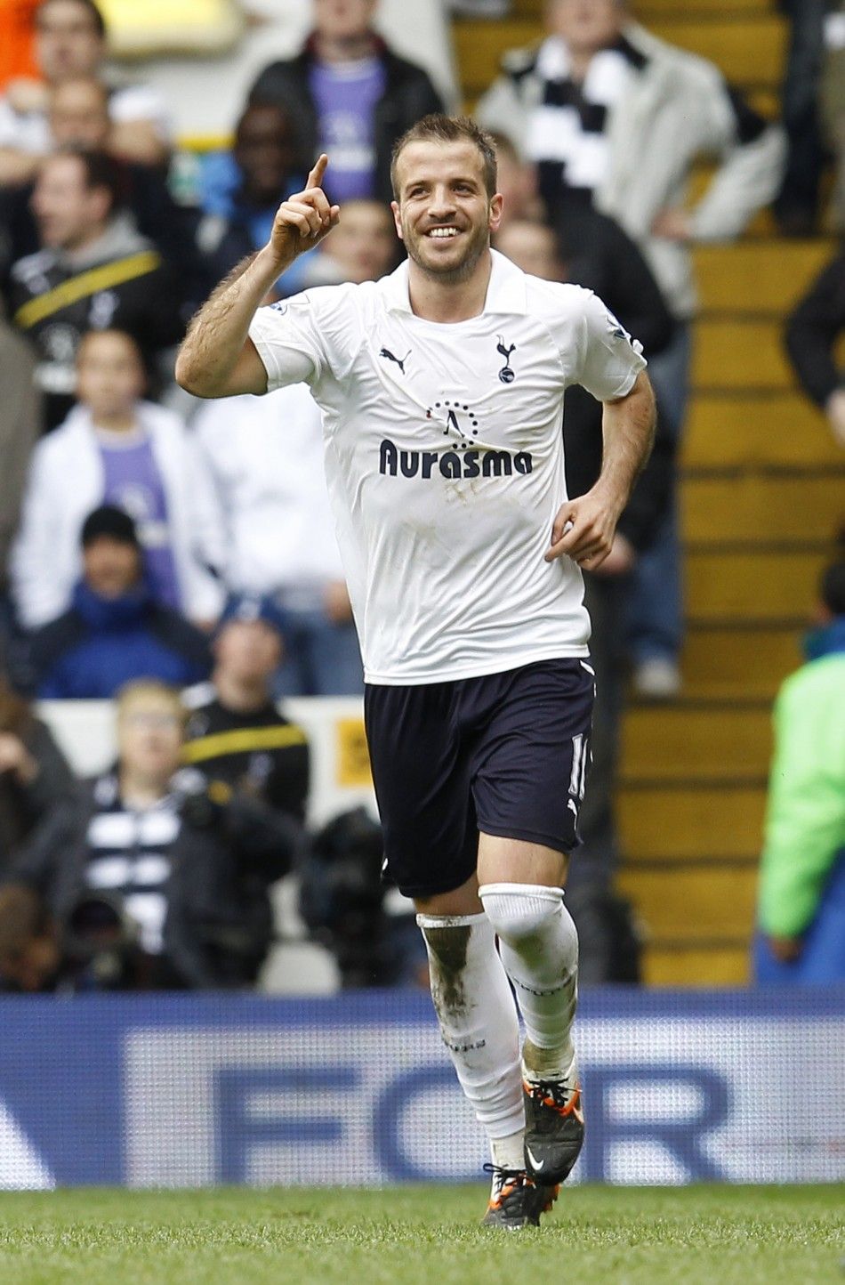    Happy Birthday Rafael van der Vaart  
