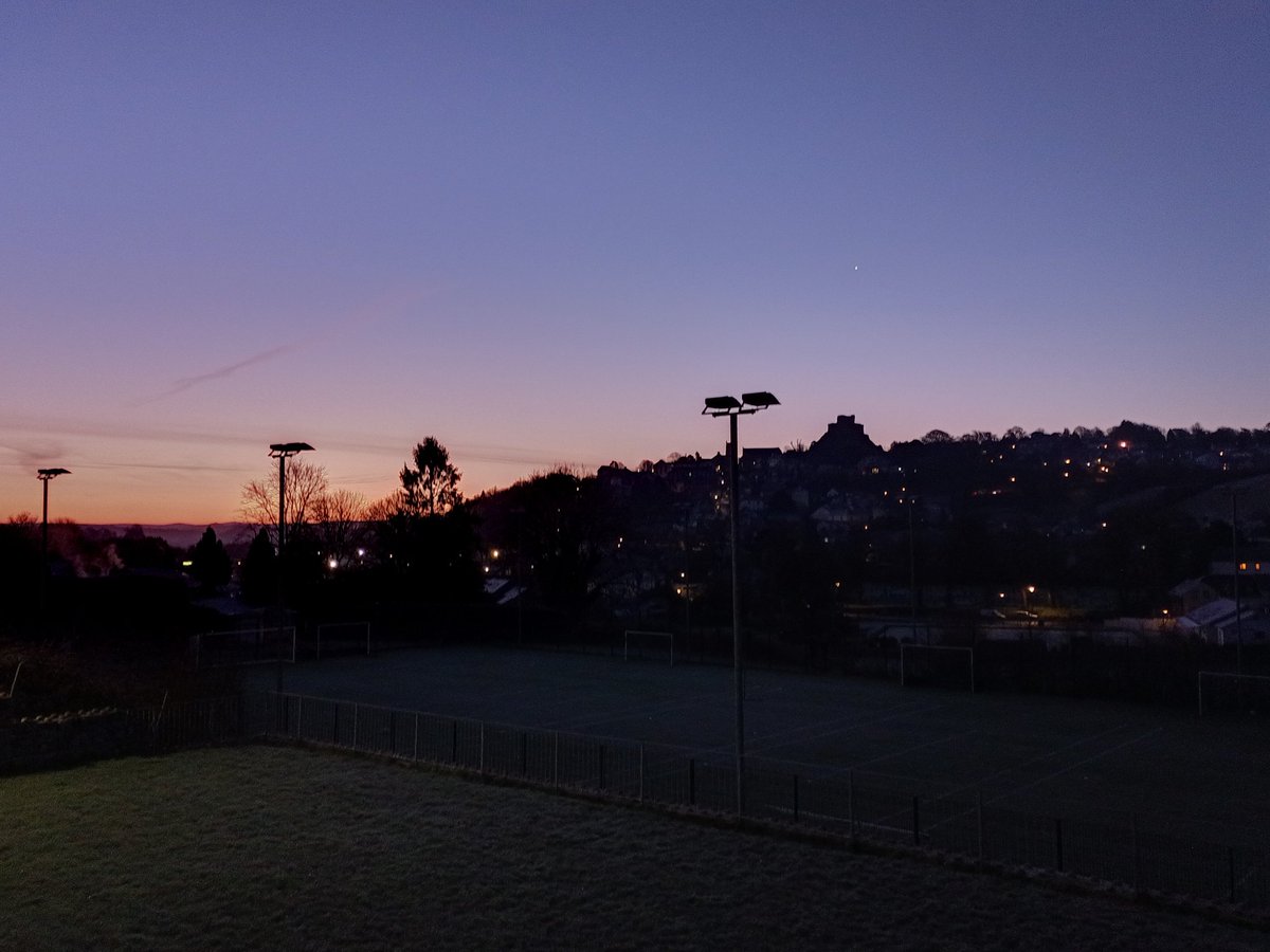 headatstjos's tweet photo. Sunrise over Launceston @StJosephsSch ready for a great Friday! Juniors going to first Duchy Run cross country since the pandemic began this afternoon, good training for all those St Jo's runners who qualified for @ISAsportUK National XCountry next month! https://t.co/KRivqdDBxF