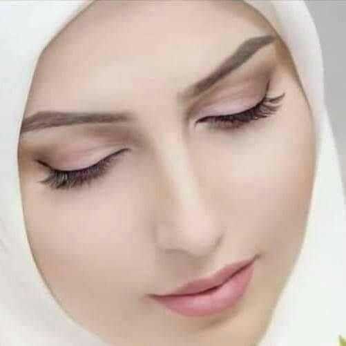 ٠.. يخبرني_الصباح  بكل حبٍْ ♥️
٠.. بأن أُلقِي السلام على أغلى الناس 🕊
٠.. وأنثر فَي دروب الود شوقاً 
٠.. فَالكلمة الطيبة مفتاح القلوب 
٠.. والمبادرة الخيرة مفتاح السعادة 
٠.. والاهتمام الجميل مفتاح المحبة 
٠.. والأجمل أن تفتح باب الصبـاح بتلك المفاتيح جِمَعٌةّ مَبِأّرګهِ