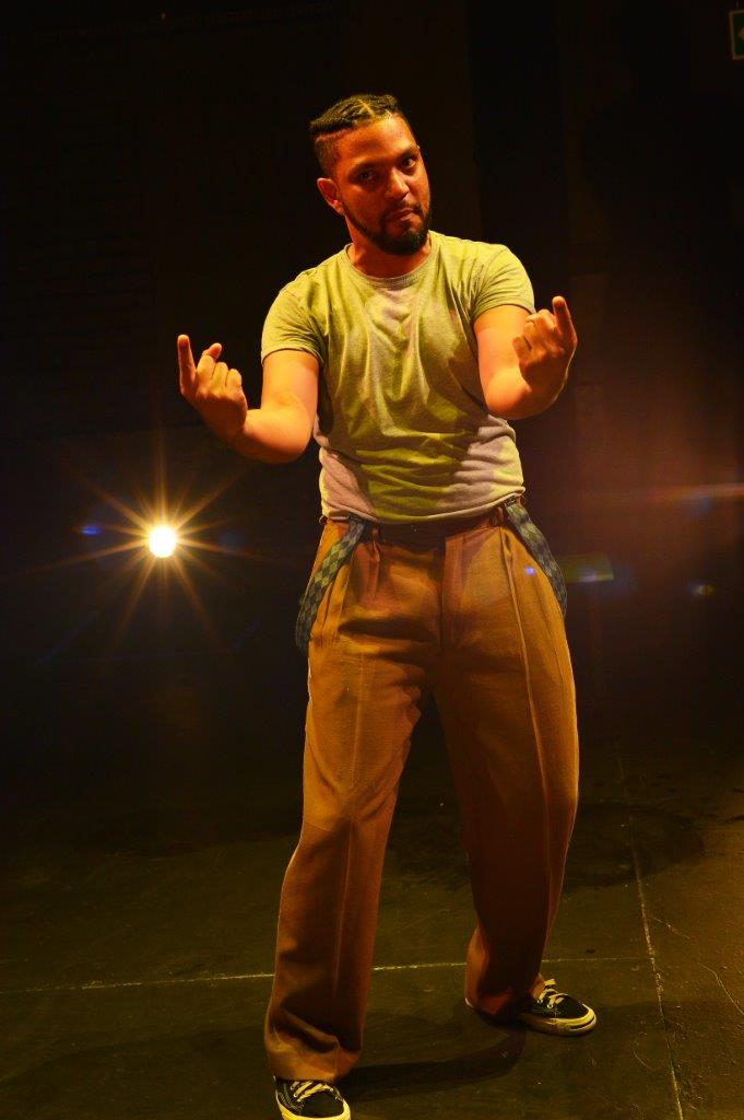 MarketTheatre's tweet photo. The Brothers Size is a joyous example of theatre at its most simple and evocative🎭🔥🔥🔥🔥

James Ngcobo has directed an art piece that will live on, starring @katlego_chale
@Empha87 &amp; @marzmin
Tickets are R280 for 4. 

Book now on 0832464950 / anthonye@markettheatre.co.za https://t.co/j3ccUVxysH