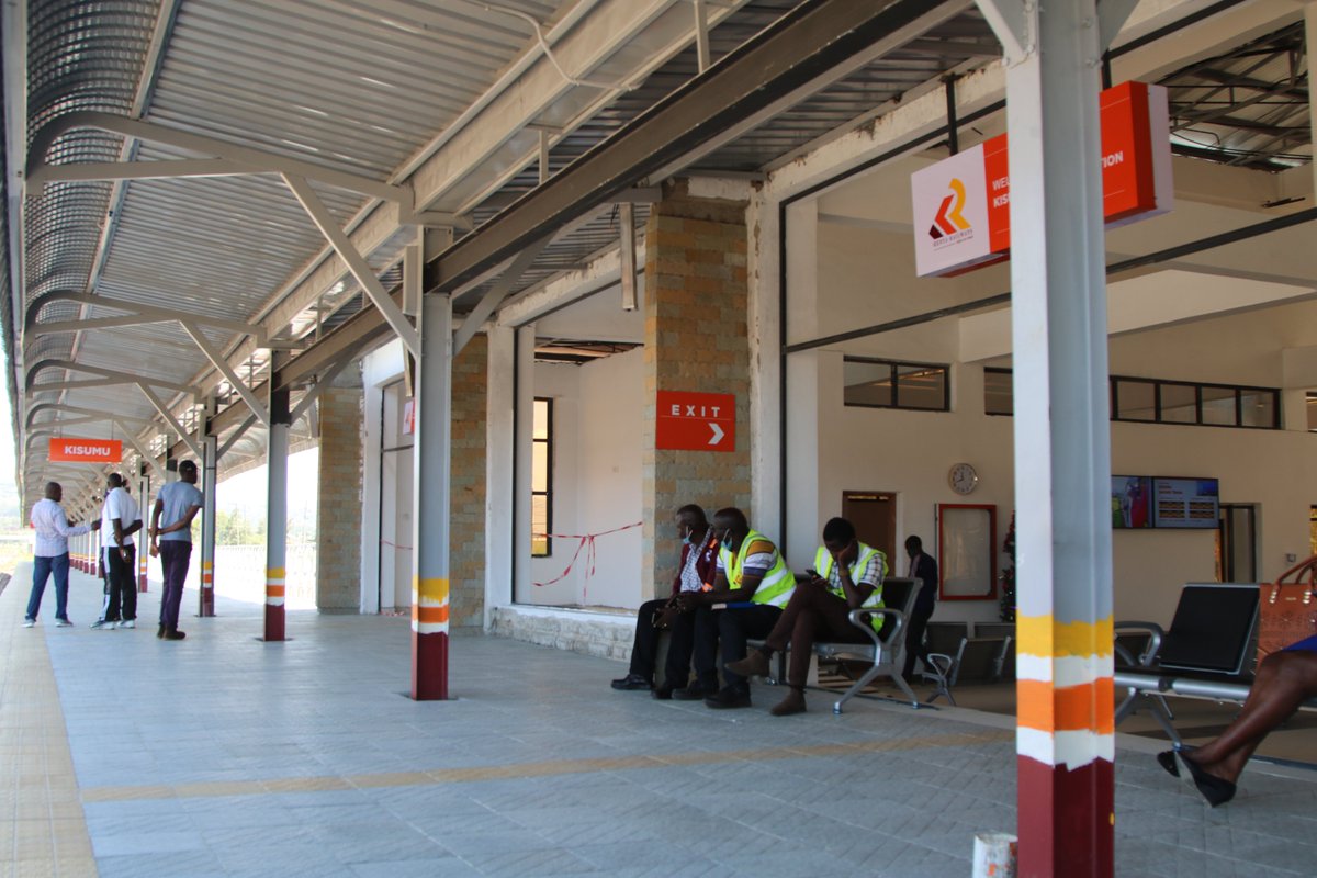visit_kisumu's tweet photo. Kenya Railways has purchased seven-passenger and cargo trains to be used on the Nairobi-Kisumu MGR as demand picks. @KenyaRailways_ @SpiritOfKisumu #VisitKisumu https://t.co/SPsx4TRYpU
