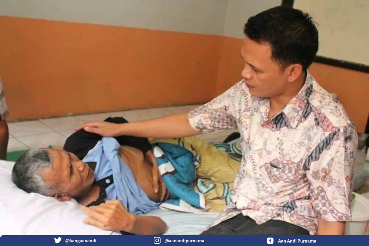 kangaanandi's tweet photo. Bersyukur

"Dalam keadaan apapun, kita harus tetap bersyukur daripada banyak mengeluh. Setidaknya dengan bersyukur hati menjadi lebih ringan tanpa beban."
Kurang lebih itulah yang salah satu warga sampaikan ketika kunjungan saya ke rumah-rumah warga binaan di dapil saya. https://t.co/K8lYW3m7Yb