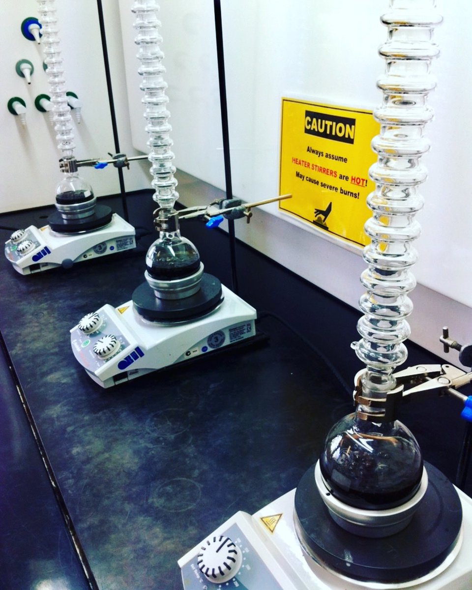 Asynt's tweet photo. This is how your fume hood could look! 👩🏼🔬 No water, no floods. 💦 No oil, no fires. 🔥 Just clean, safe synthesis. #CondenSyn #DrySyn enquiries@asynt.com #chemtwitter #RealTimeChem https://t.co/GHGfkf4JNC