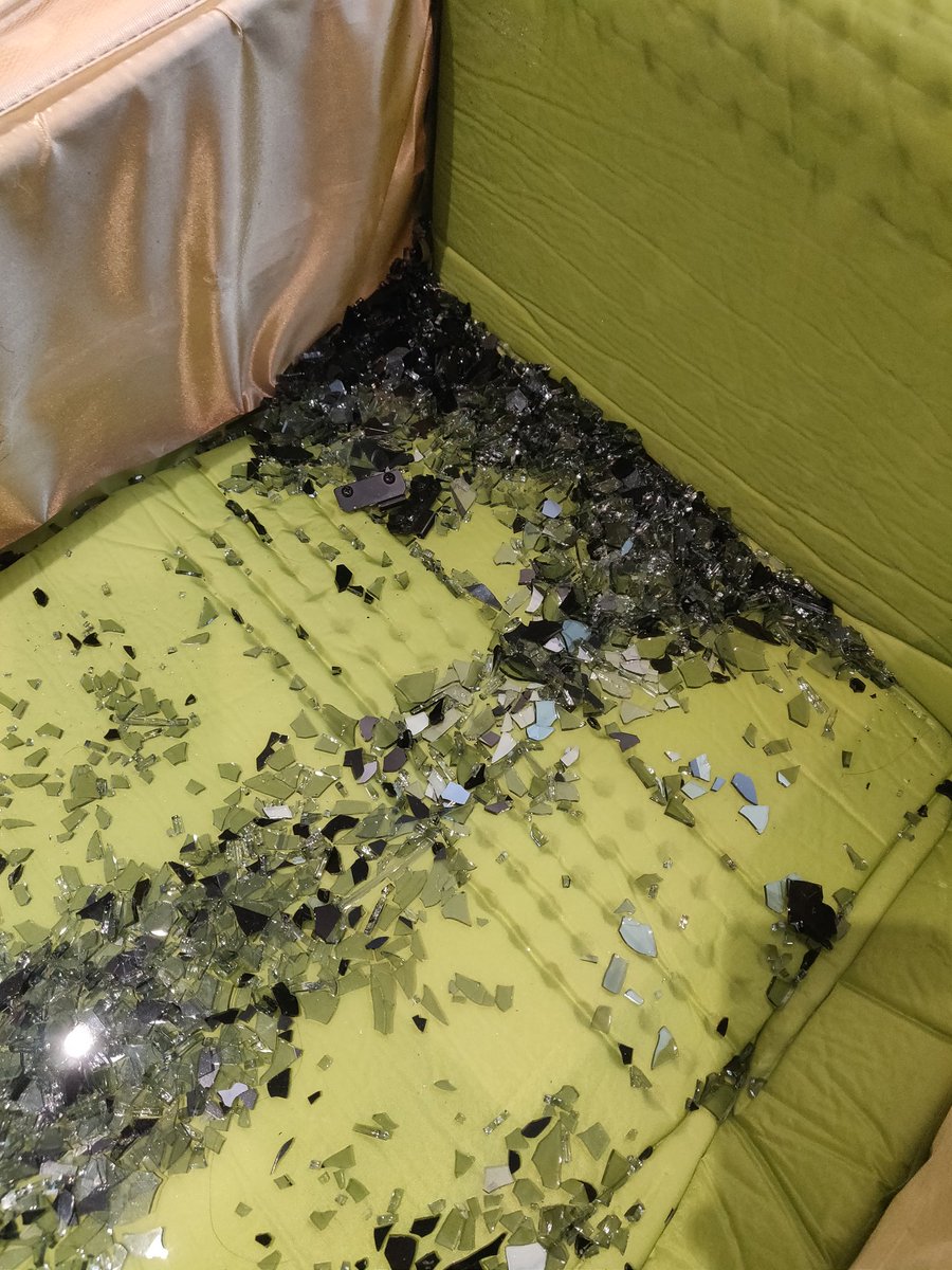 mattchxn's tweet photo. @AirCanada you destroyed my computer after reassuring me it'd be treated as fragile. So now I don't have a computer but I still need to do my work. Your customer support has put me on hold for the last few days with no update. Please, I need to get my work done. https://t.co/aqVRzGN2hM